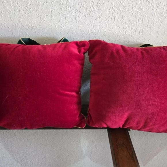 Like new Velvet 3 Dimensional Christmas Gift Throw Pillows - Picture 6 of 8